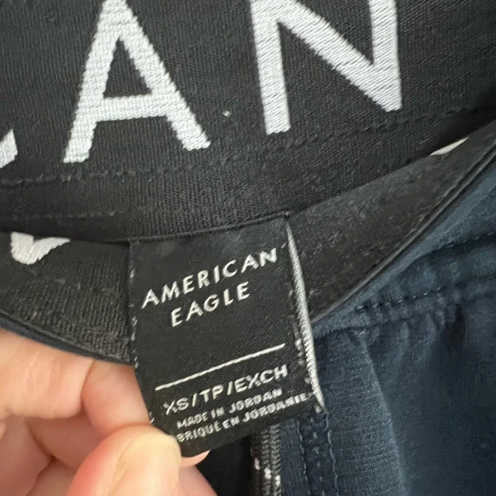 American Eagle Joggers. Great Condition